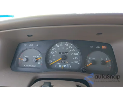 1997 Mercury Grand Marquis Gs z USA, uszkodzony, nr VIN 2MELM74W0VX699730